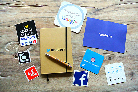 assorted social media logos thumbnail