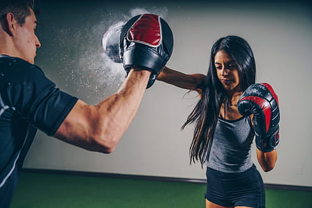 Woman Boxing Photo thumbnail