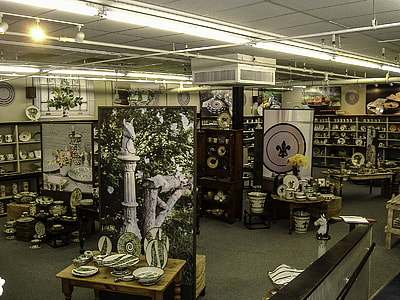 Louisville Stoneware Interior in Louisville, Kentucky thumbnail