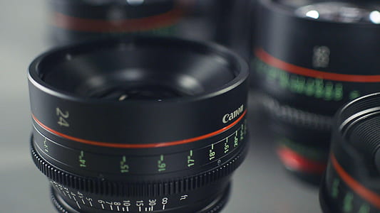 close-up photo of black Canon DSLR camera thumbnail