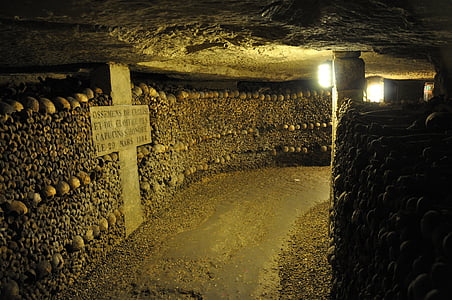 photo of cave of skeletons thumbnail