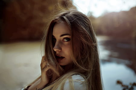 woman in white shirt thumbnail