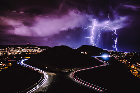 Lightning Strikes San Francisco, California thumbnail