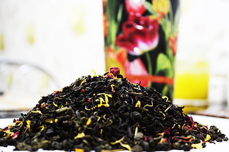 black saffron on white surface thumbnail