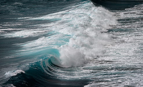 sea waves during daytime thumbnail