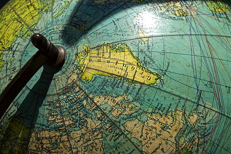 desk globe thumbnail