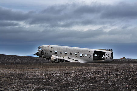 crashed plane under clouds thumbnail