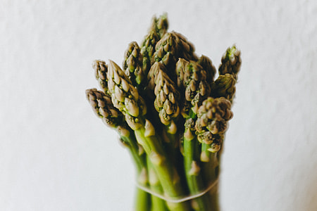 Green asparagus closeup thumbnail