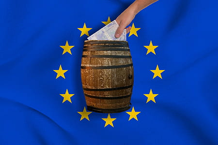brown wooden barrel thumbnail