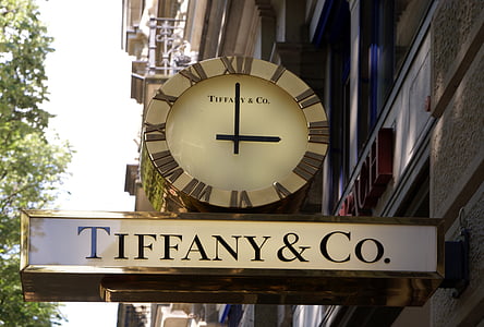 Tiffany & Co. analog street clock at 3:00 thumbnail
