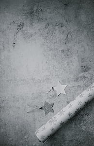 white and gray snowflakes graphic rolled paper thumbnail