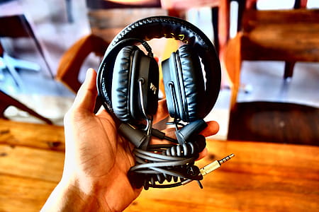 Music Headphone thumbnail