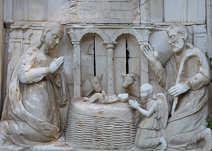 Jesus in the Manger statue thumbnail