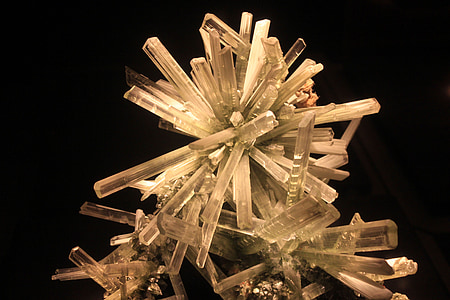 quartz crystals thumbnail