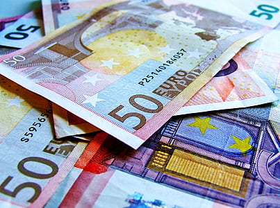 banknotes thumbnail