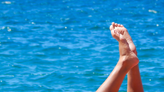 two human feet thumbnail