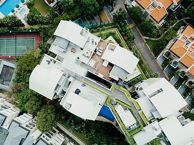 aerial photography of white building thumbnail