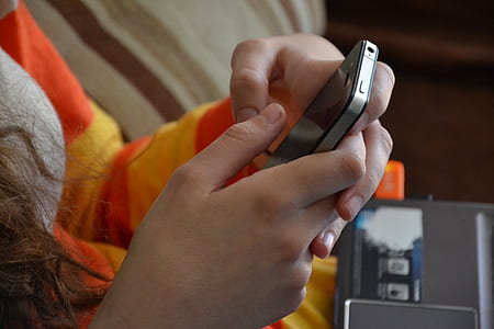 woman using phone thumbnail