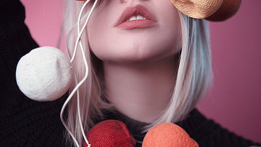 woman wearing black crew-neck top thumbnail