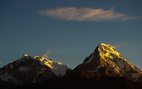 landscape photography of mountains thumbnail