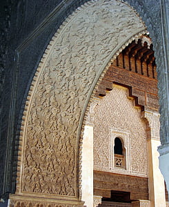 gray concrete arch thumbnail