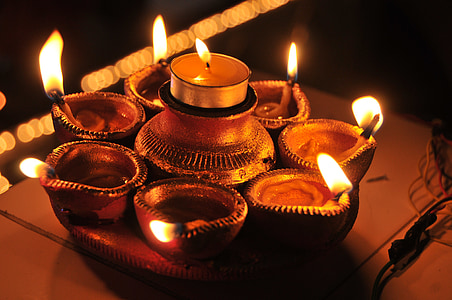 lit candles thumbnail