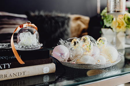 Easter Table Decorations thumbnail