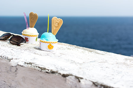 Smurf ice cream by the sea thumbnail