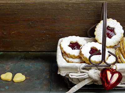 white-brown-and-red biscuits in white basket thumbnail