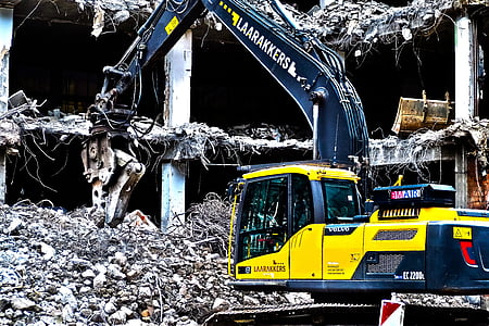 yellow and black Laarakkers excavator thumbnail