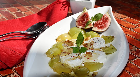 sliced fruit dessert on plate thumbnail