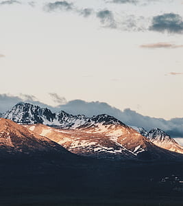 snow covered mountain thumbnail