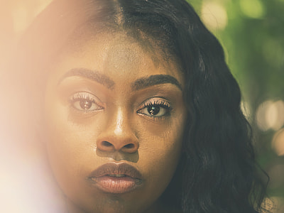 woman's face thumbnail