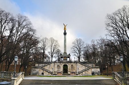 Angel Of Peace in Munich thumbnail