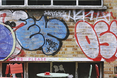 graffiti wall thumbnail