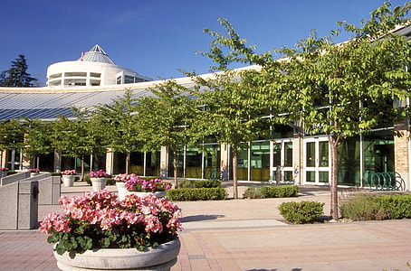 Port Moody City Hall and Library in British Columbia, Canada thumbnail