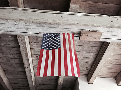 hanging U.S.A. flag thumbnail