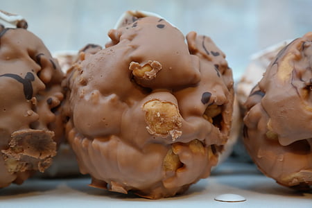 closeup photography of chocolate truffles thumbnail