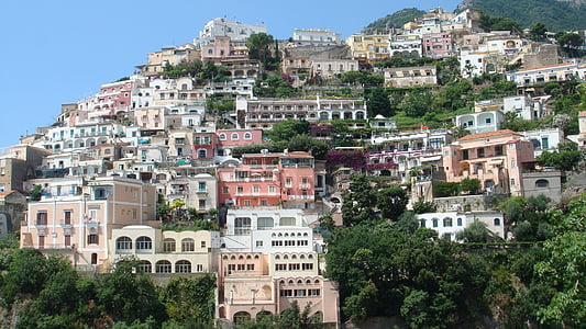 buildings on mountain thumbnail