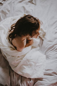 woman wearing white dress thumbnail