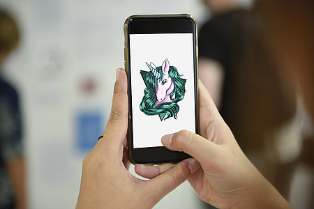 illustration, pink unicorn, black, smartphone thumbnail