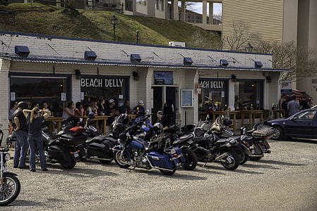Motorcyclists at a Bar in Yorktown, Virginia thumbnail