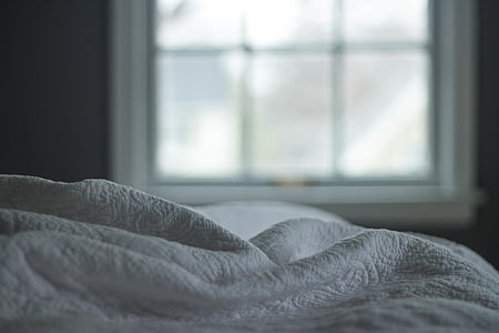 gray and white bed sheet thumbnail