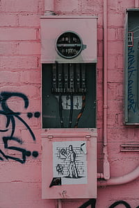 pink and gray circuit board thumbnail
