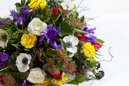 variety of flower bouquet thumbnail