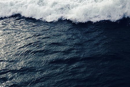 waves rushed to shore at daytime thumbnail
