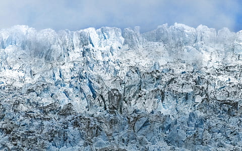 landscape photography of Glacier Bay thumbnail