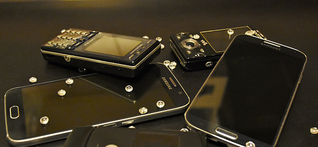 assorted phones thumbnail