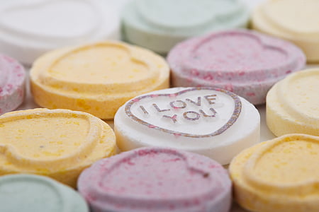 round assorted-color candies thumbnail