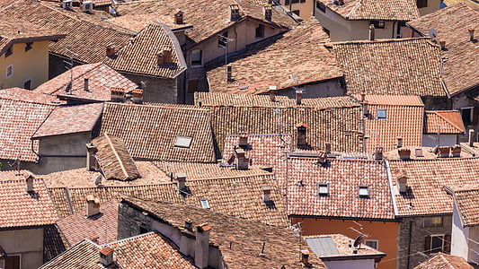 brown concrete houses thumbnail